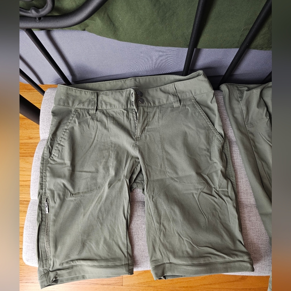 Columbia Olive Omni Shield Convertable Hiking Pants - Picture 7 of 8